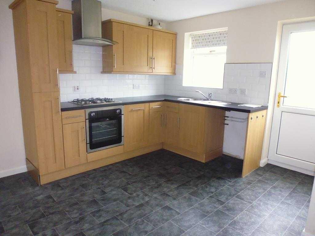 2 bed property in Gregory Close, Chesterfield